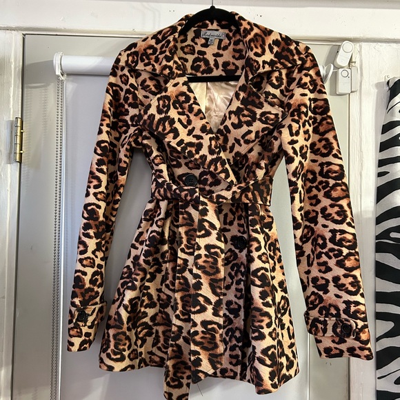 Leopard Print Trench Coat - Picture 1 of 13